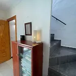 Casa Haeggstroem بيت للعطل الغاروبو