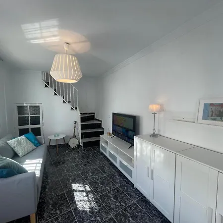 بيت للعطل Casa Haeggstroem الغاروبو