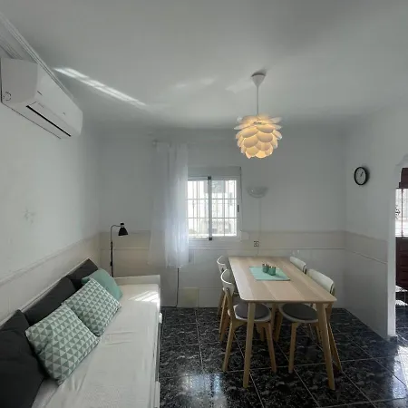 Casa Haeggstroem * Algarrobo