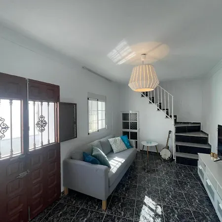 Casa Haeggstroem * Algarrobo