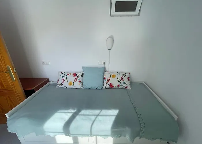 בית נופש Casa Haeggstroem אלגרובו